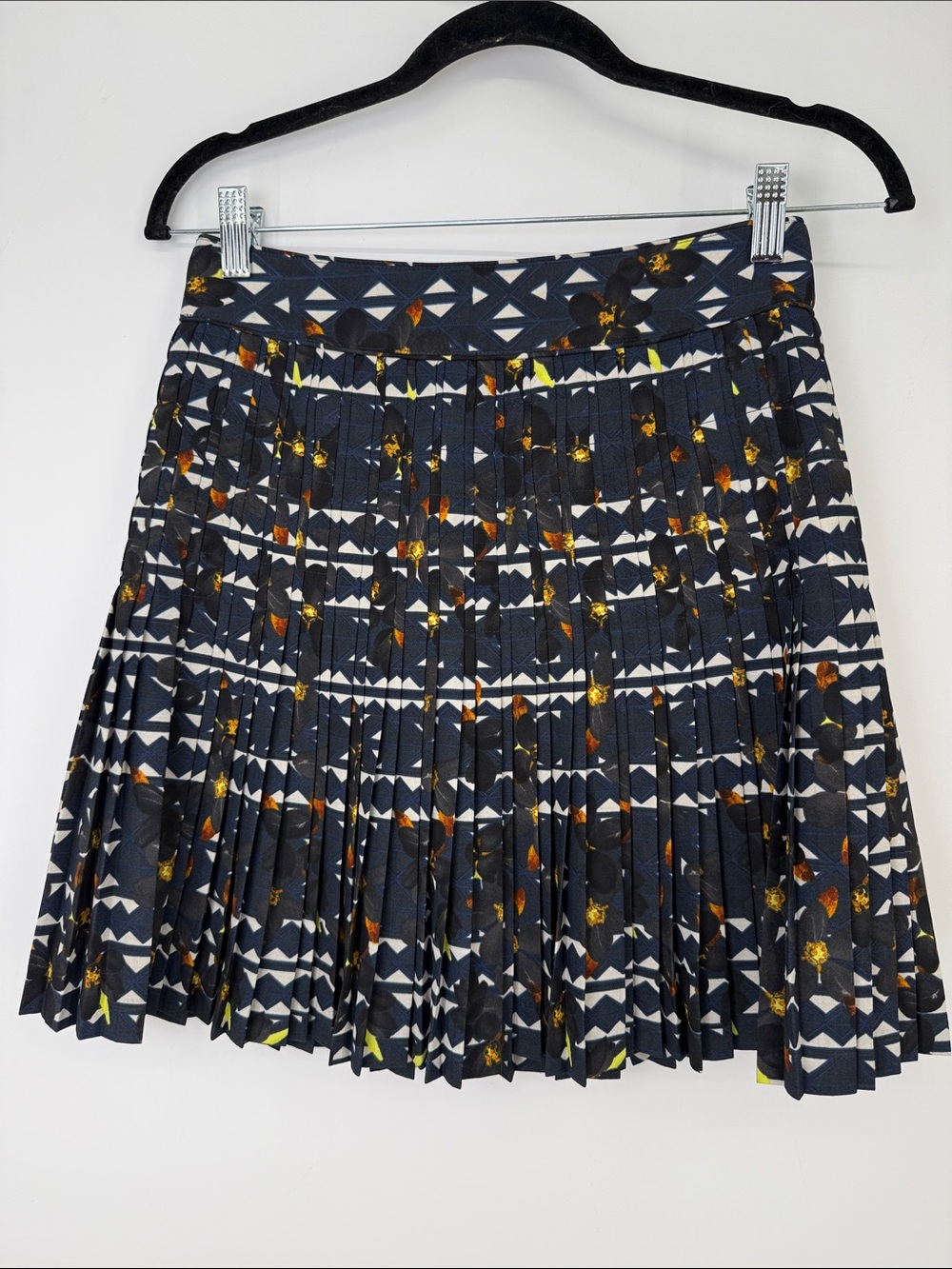 J Crew Navy Lattice pleated mini skirt size 00
